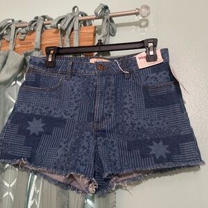 Wrangler Women's Blue Printed Denim Cutoff Shorts